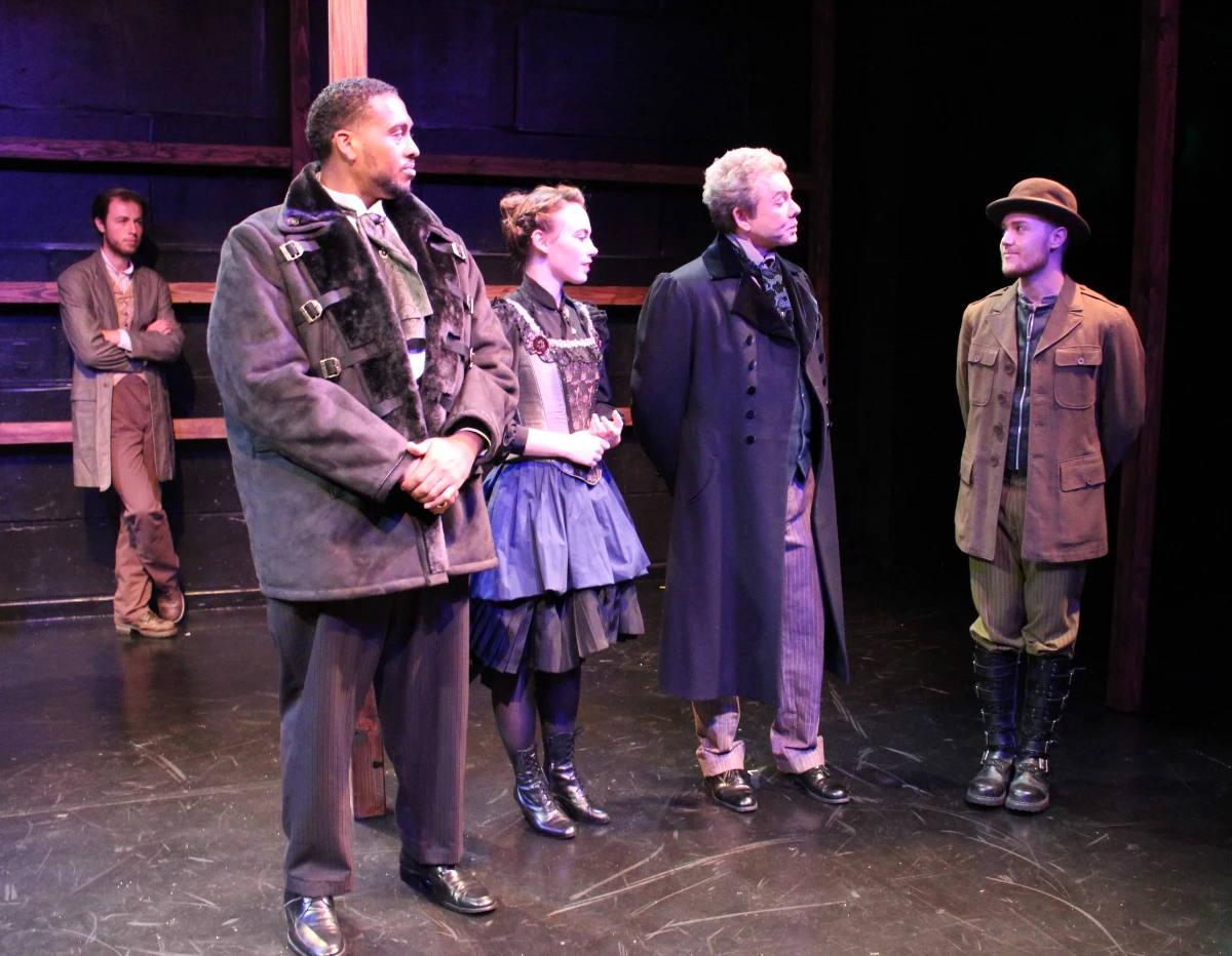 HamlEt - Horatio, Claudius, Gertrude, Polonius, Laertes